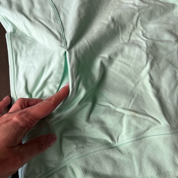 Perfect for Spring! Lululemon pullover cowl neck mint green sz 10 sold out - Picture 7 of 11